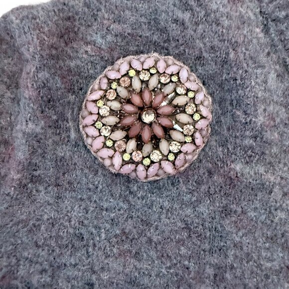 ZARA SOFT KNIT CREWNECK SWEATER SIZE Small Beaded APPLIQUE Italian yarn - Picture 10 of 12